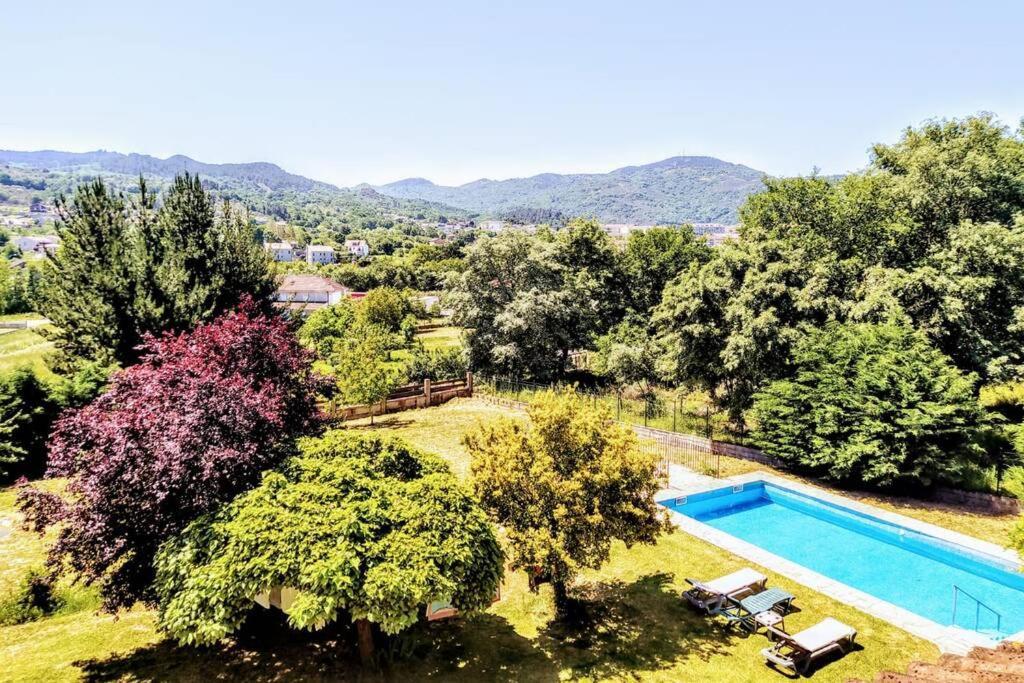Espectacular Casa con Piscina en Allariz Exterior foto