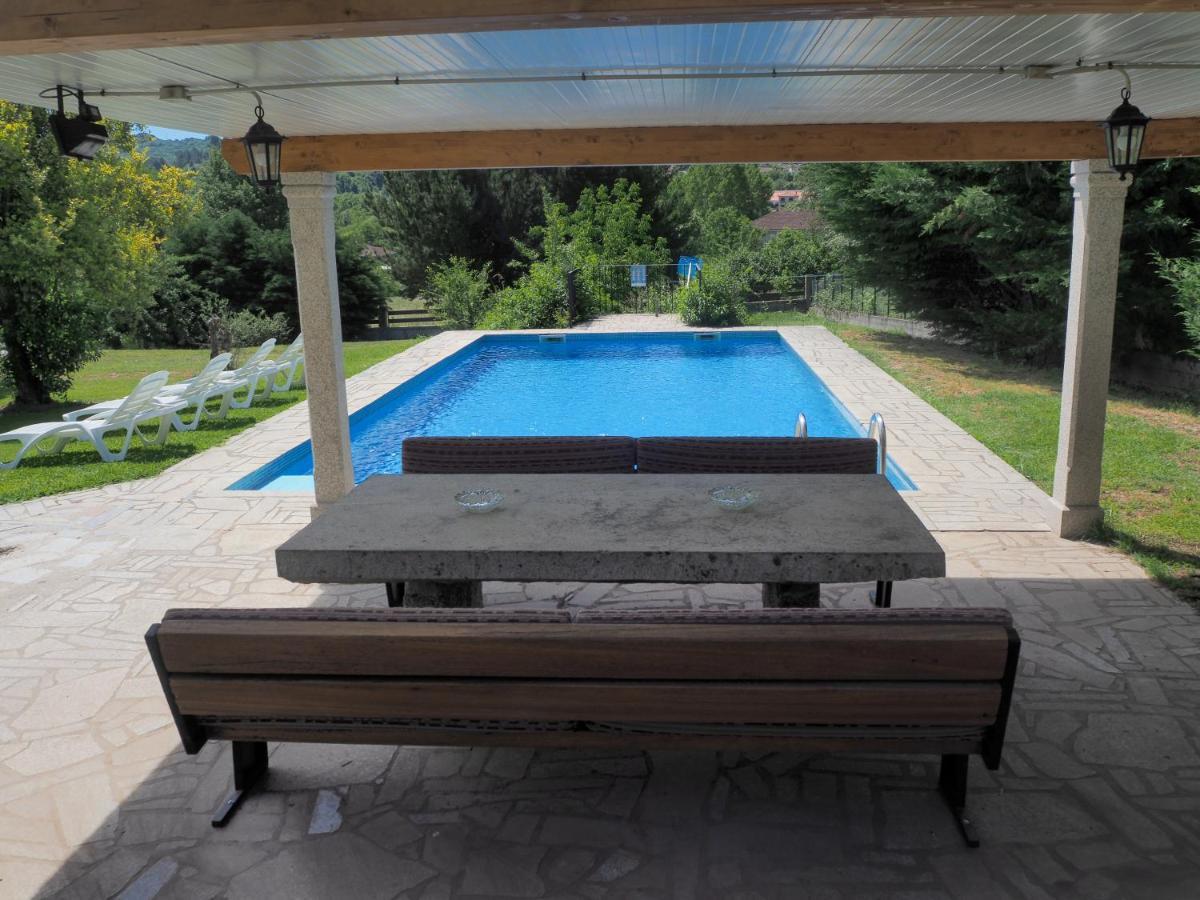 Espectacular Casa con Piscina en Allariz Exterior foto