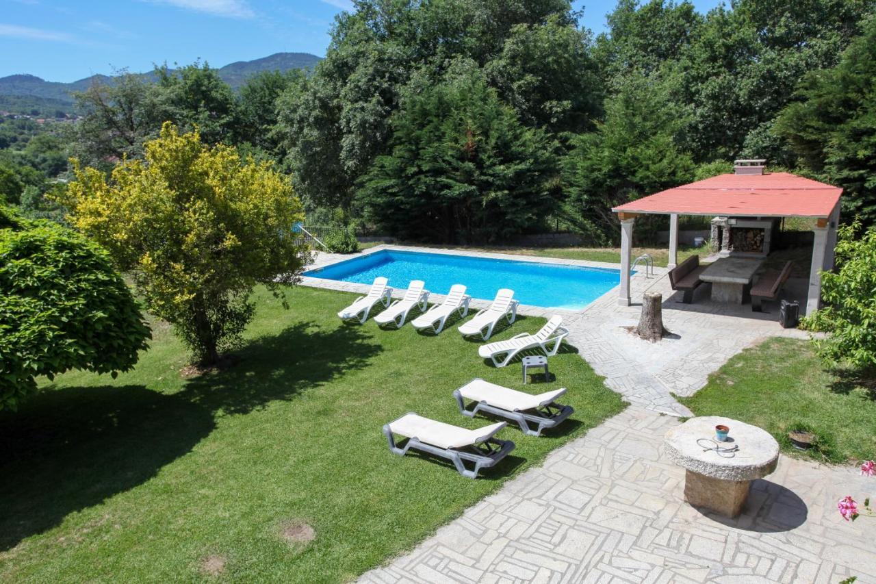 Espectacular Casa con Piscina en Allariz Exterior foto